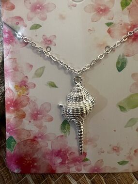 Silver Shell Pendant Necklace - Seashell Charm